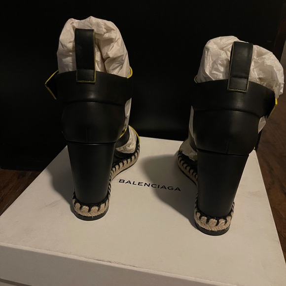 Wedges - Picture 5 of 5